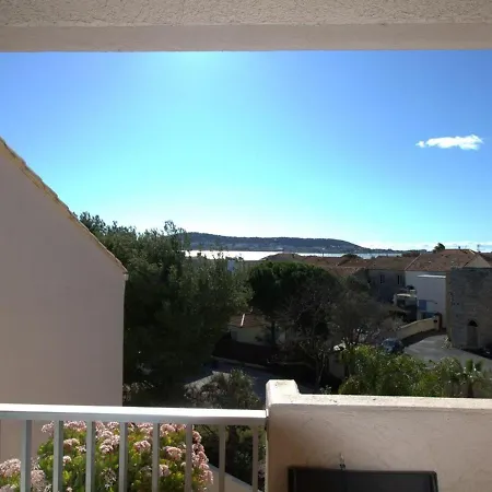 T1 Mezzanine Avec Balcon, Clim, Wifi Et Garage - Fr-1-553-195 Balaruc-les-Bains